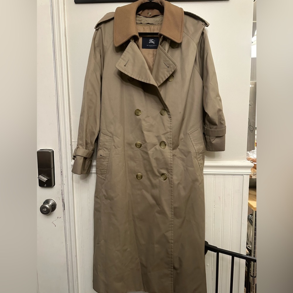 Burberry Vintage Trench coat Authentic - Picture 1 of 11